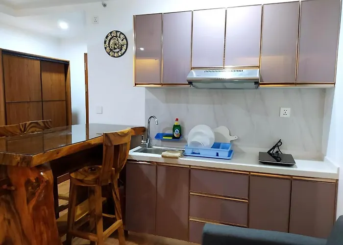 Unit 3F-18 Megatower Residences III